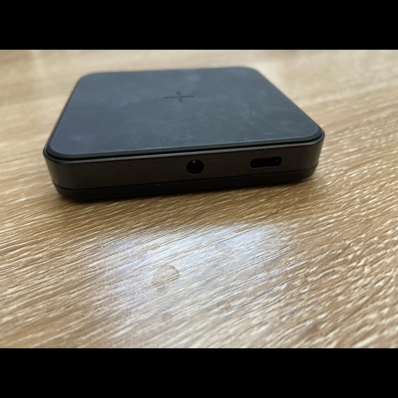 Ubiolabs wireless charger - Picture 3 of 3